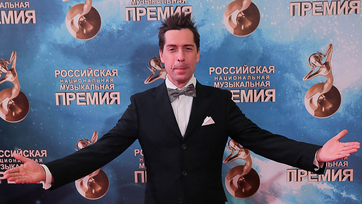 Суд приостановил производство по делу лидера «Ногу свело!» Покровского о дискредитации ВС РФ