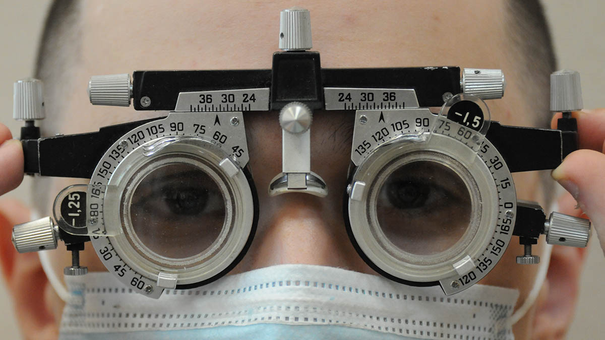 Врач назвал три причины косоглазия у детей