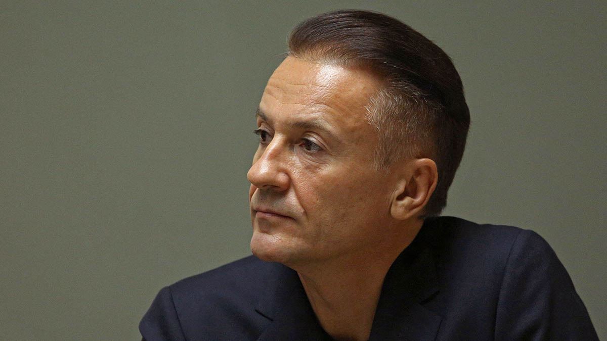 Агент Олега Меньшикова опровергла сообщения о том, что у него онкология