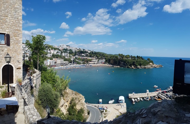 В Черногории пожаловались на сокращение турпотока из-за отсутствия российских туристов