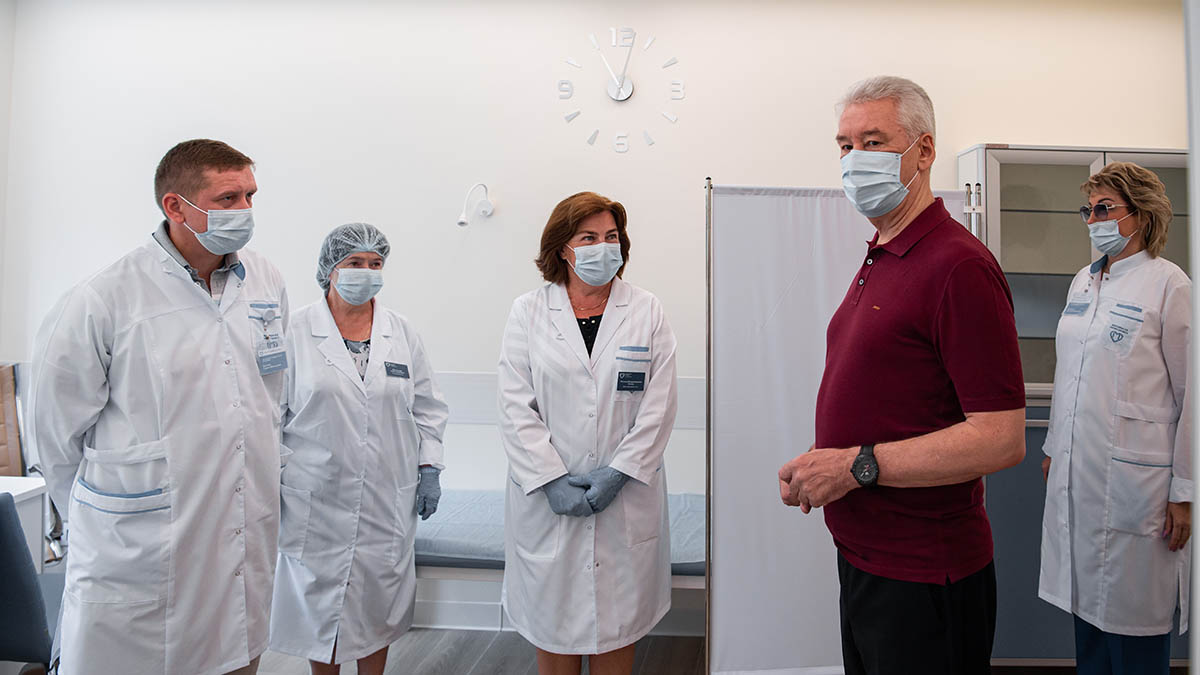 Сергей Собянин заявил о спаде заболеваемости COVID-19 в Москве