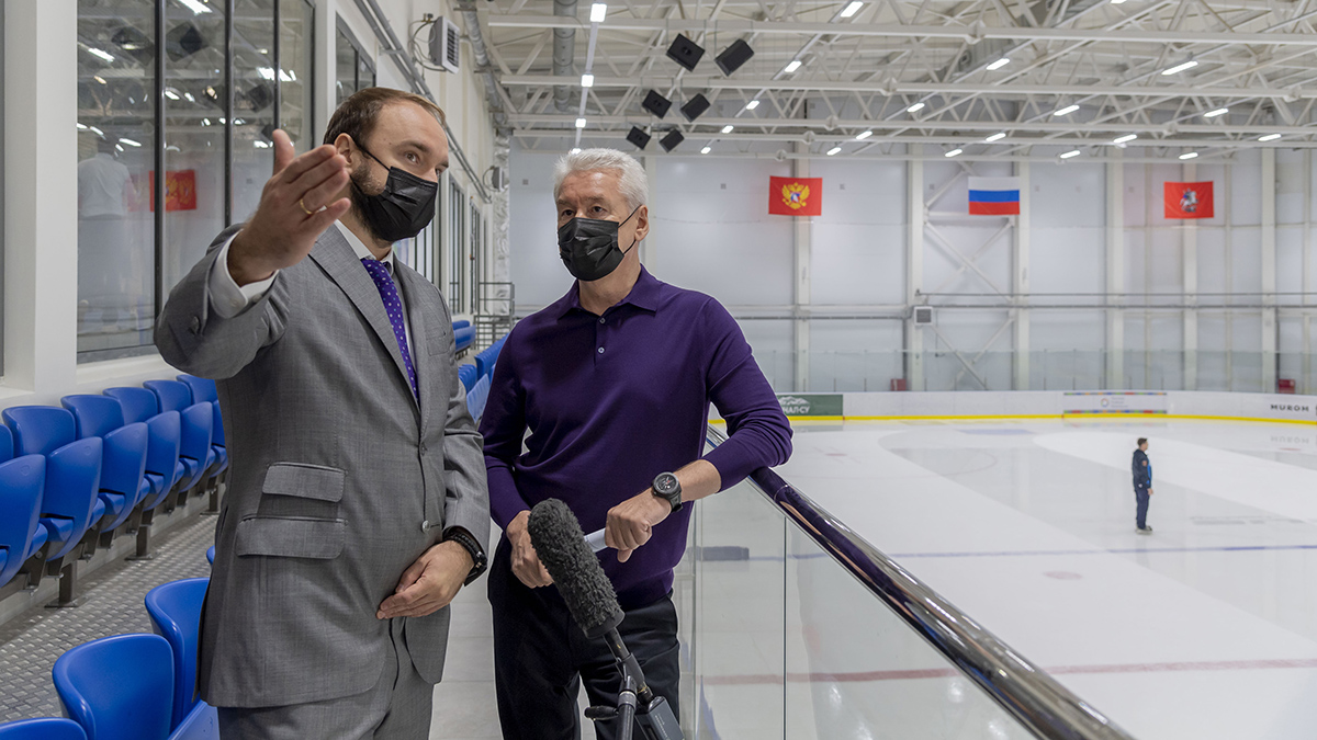 Сергей Собянин осмотрел новый ледовый дворец в Солнцеве