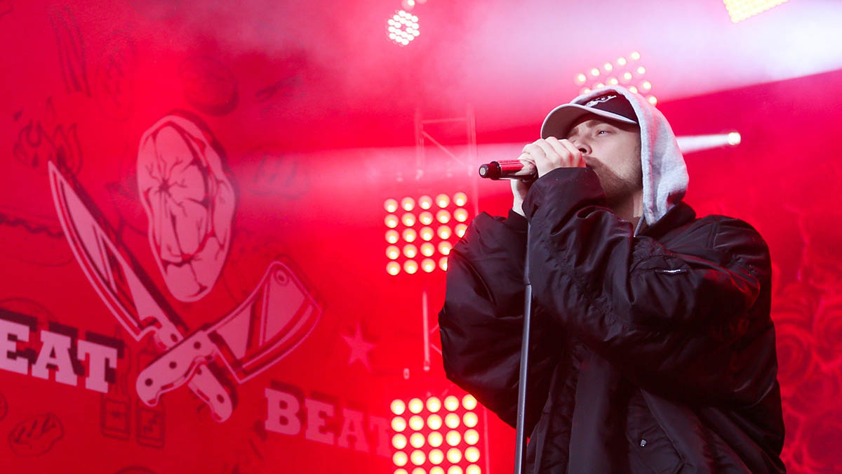 «Вот это у меня расходы»: Егор Крид потратил 34 миллиона рублей за месяц