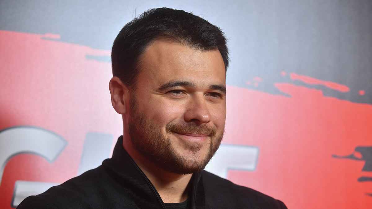 Концерт Эмина Агаларова в Калининградской области перенесли на год