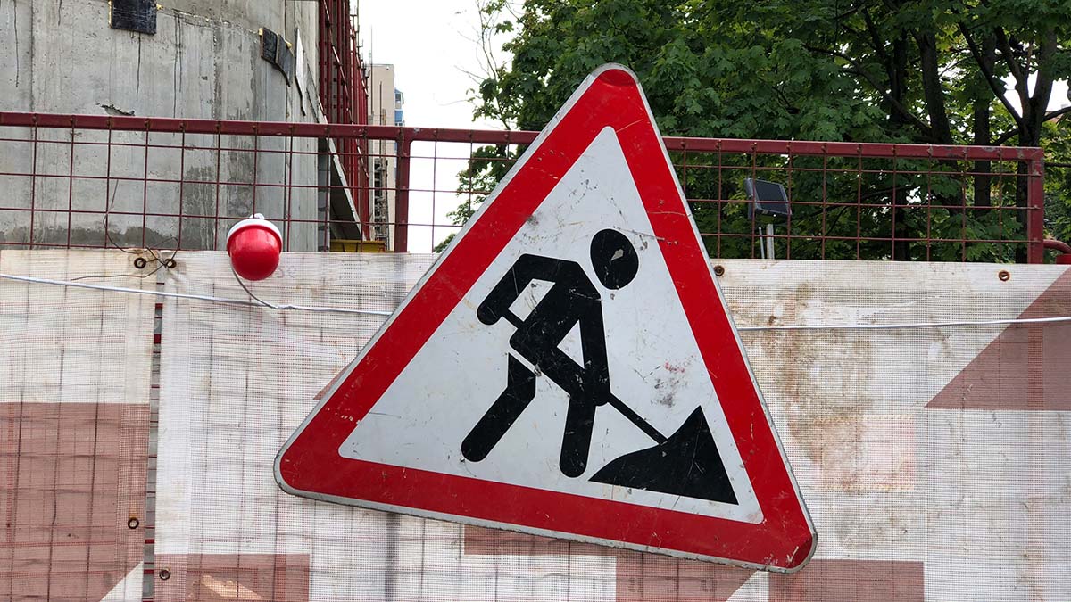 Движение на Златоустовской улице в Москве ограничат с 17 марта