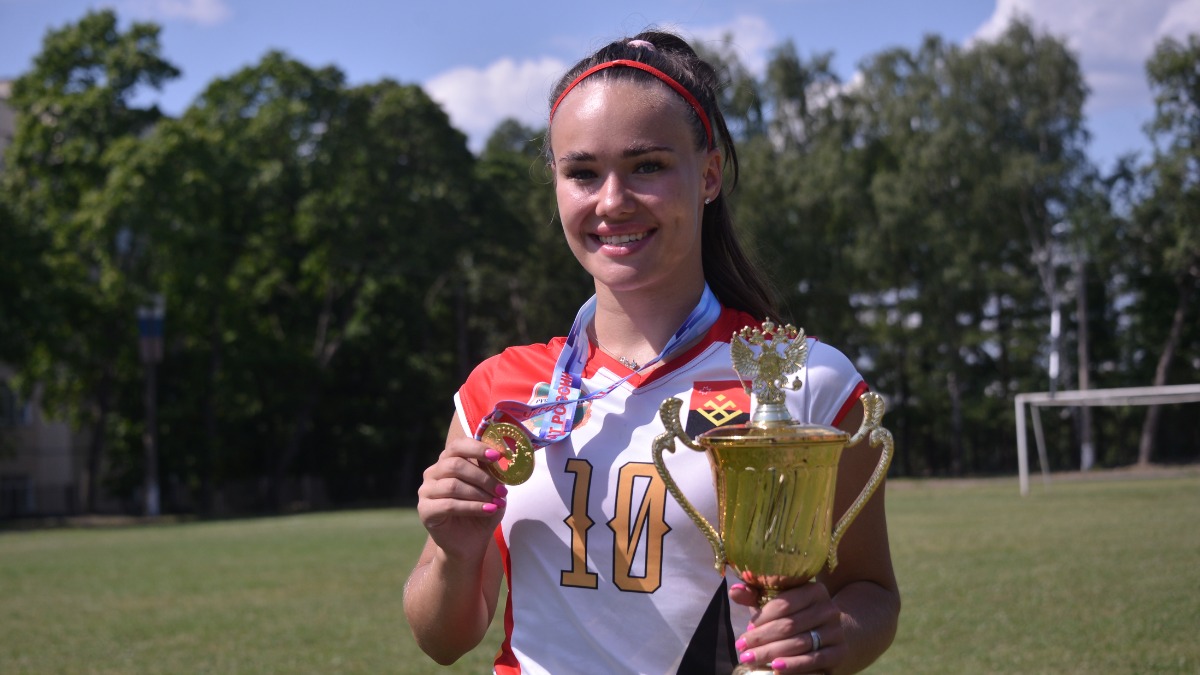 Лаптистка Наталья Шемякина радуется победе. Соперник, по словам девушки, был достойным!