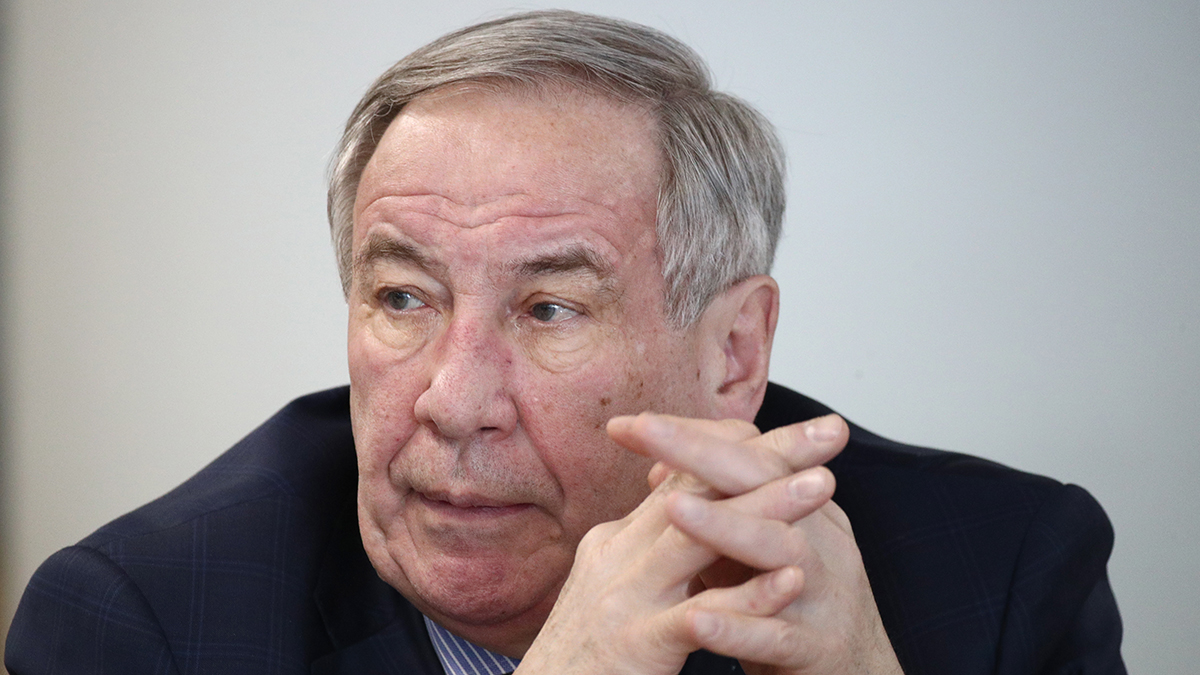 «Надо быть выше»: Тарпищев прокомментировал конфликт Медведева с журналистом