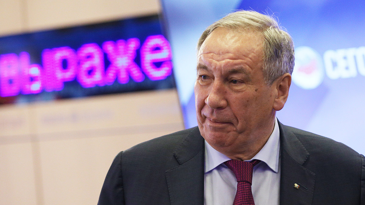 Глава Федерации тенниса РФ Тарпищев рассказал, что Березовский мог убить его в 90-е