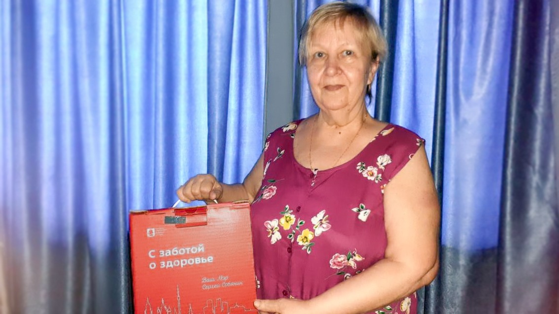 Москвичка — о коробке «С заботой о здоровье»: Положили все самое нужное