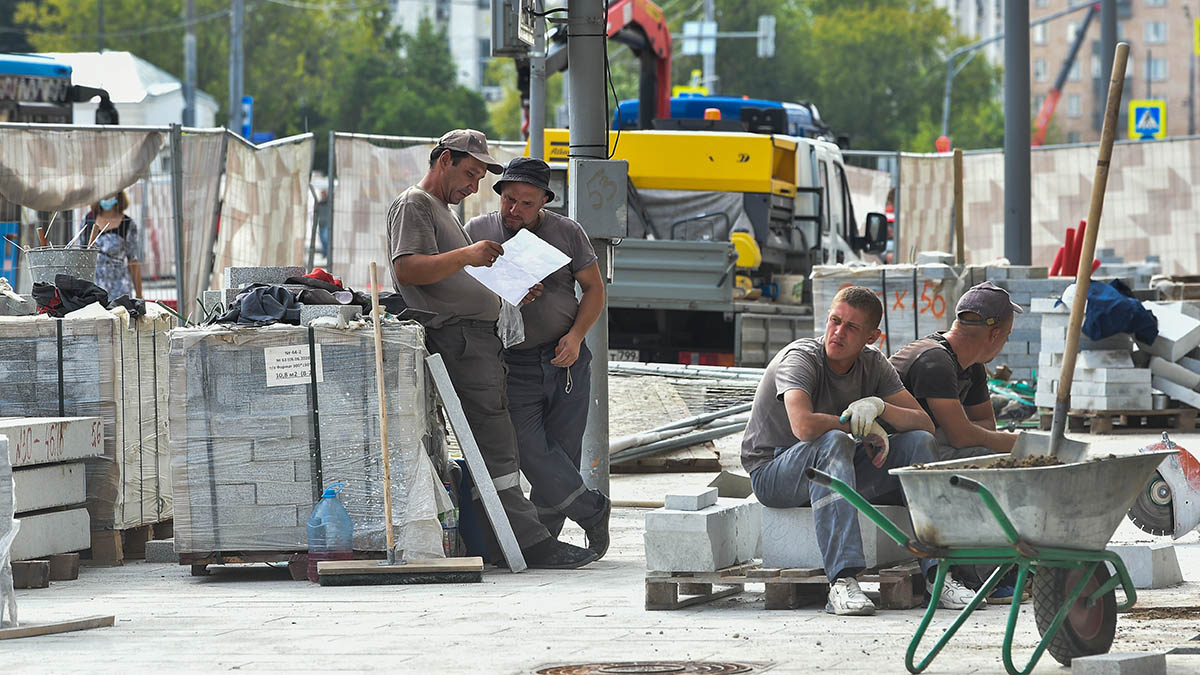 Завершен первый этап благоустройства набережной реки Раменки