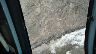 Водолазы начали поиск черных ящиков и тел погибших на месте падения Ан-26 на Камчатке