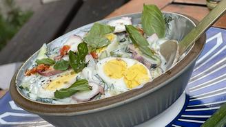 Три необычных рецепта окрошки от шеф-повара