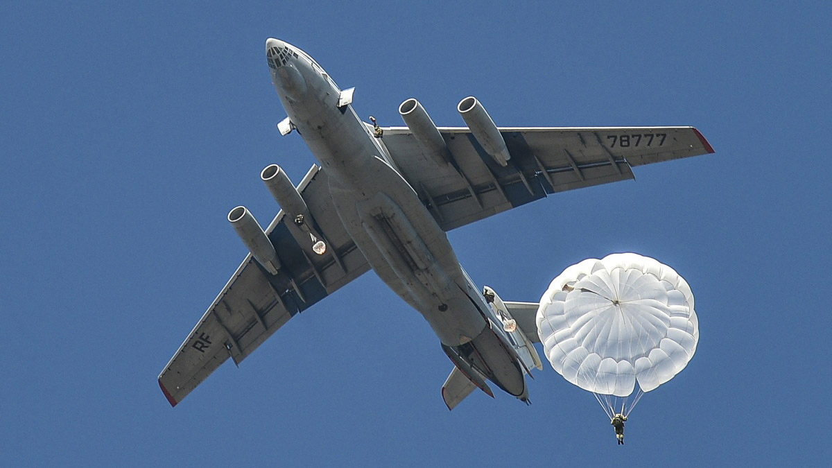 Россия и Белоруссия провели десантные учения в Гродненской области
