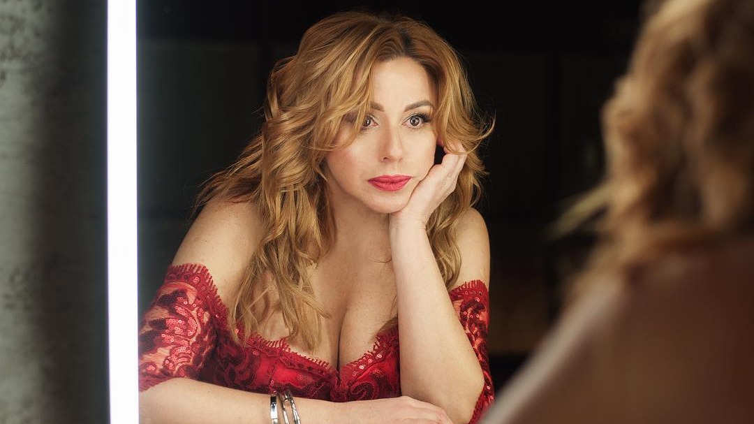 «Пропустила через мясорубку»: Апина резко высказалась о втором муже