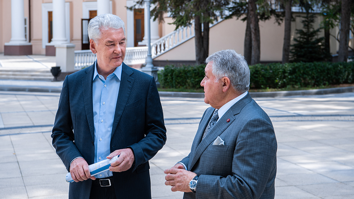 Сергей Собянин осмотрел Дом ученых Курчатовского института после реставрации