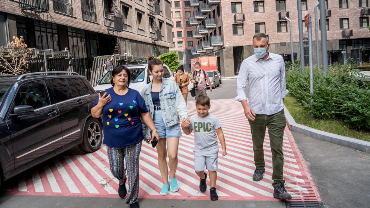 Тележурналист Евгений Попов: Проблема переселения жителей в новые дома по программе реновации решается в районе Филевский Парк 