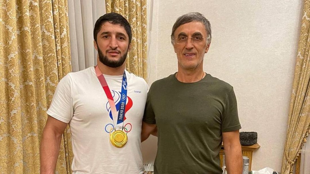 Депутат Госдумы поощрил Садулаева за победу на Олимпийских играх в Токио