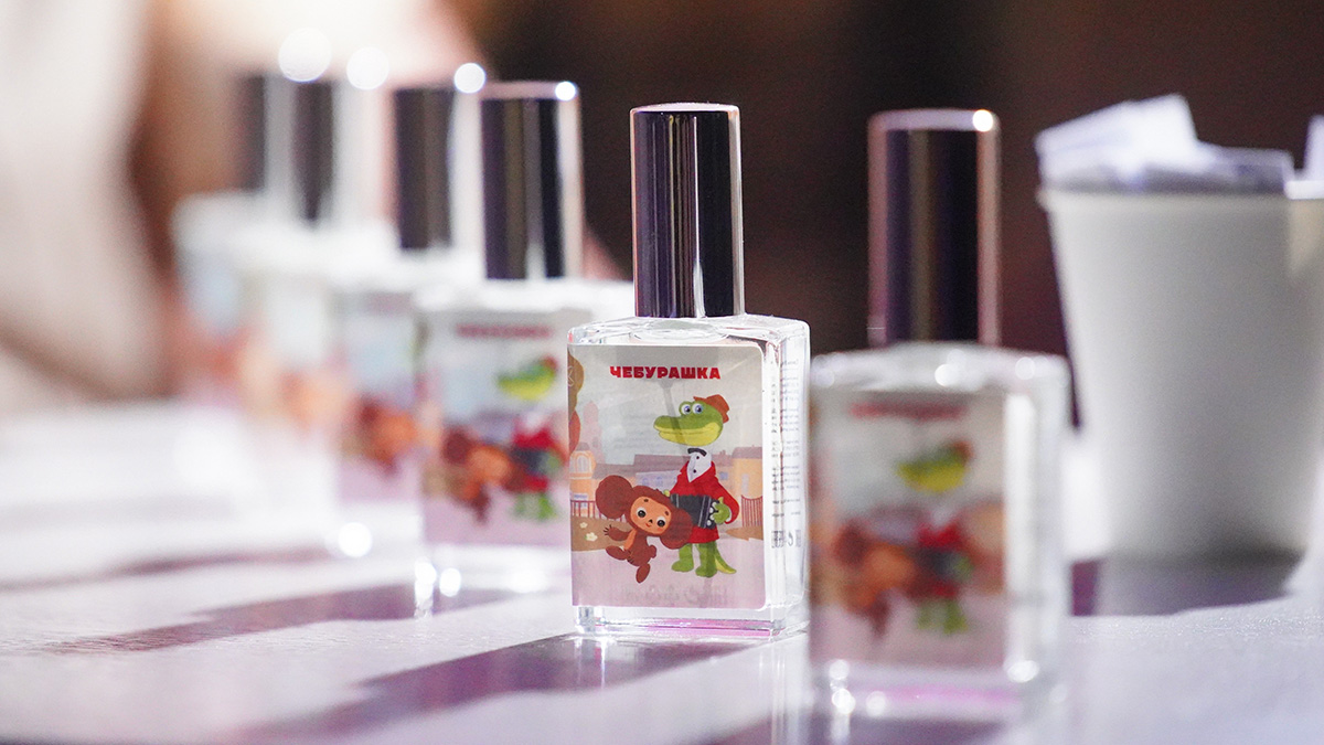 Парфюм «Чебурашка» представили в Москве к 55-летию персонажа