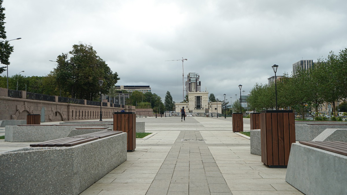 Петр Бирюков: Новое общественное пространство создано после благоустройства у станций метро «Динамо» и «Петровский парк»