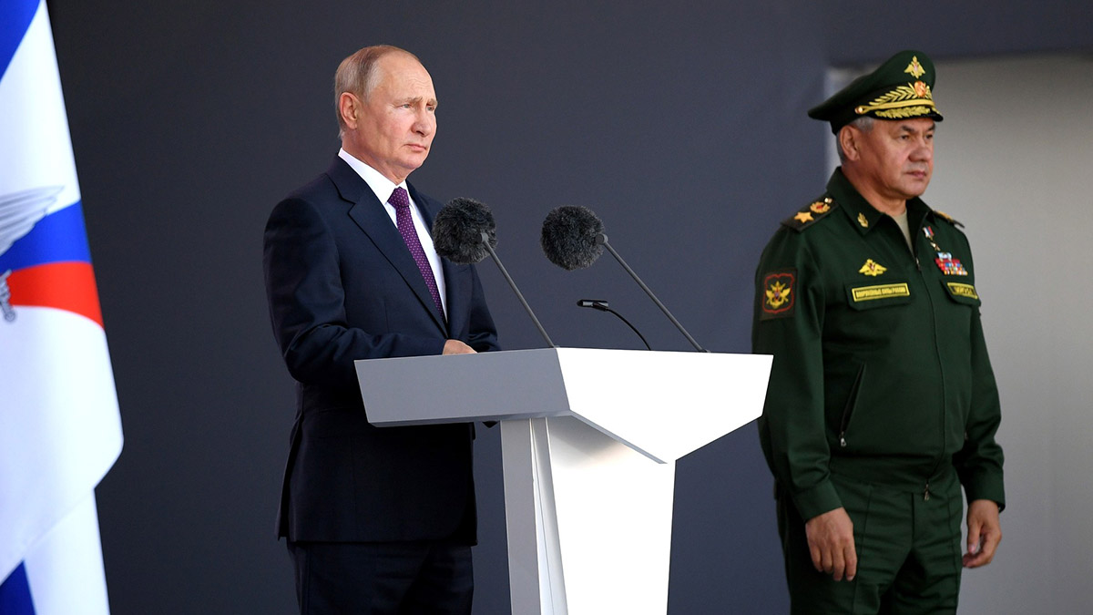 Путин заявил, что России нужен мощный Военно-морской флот