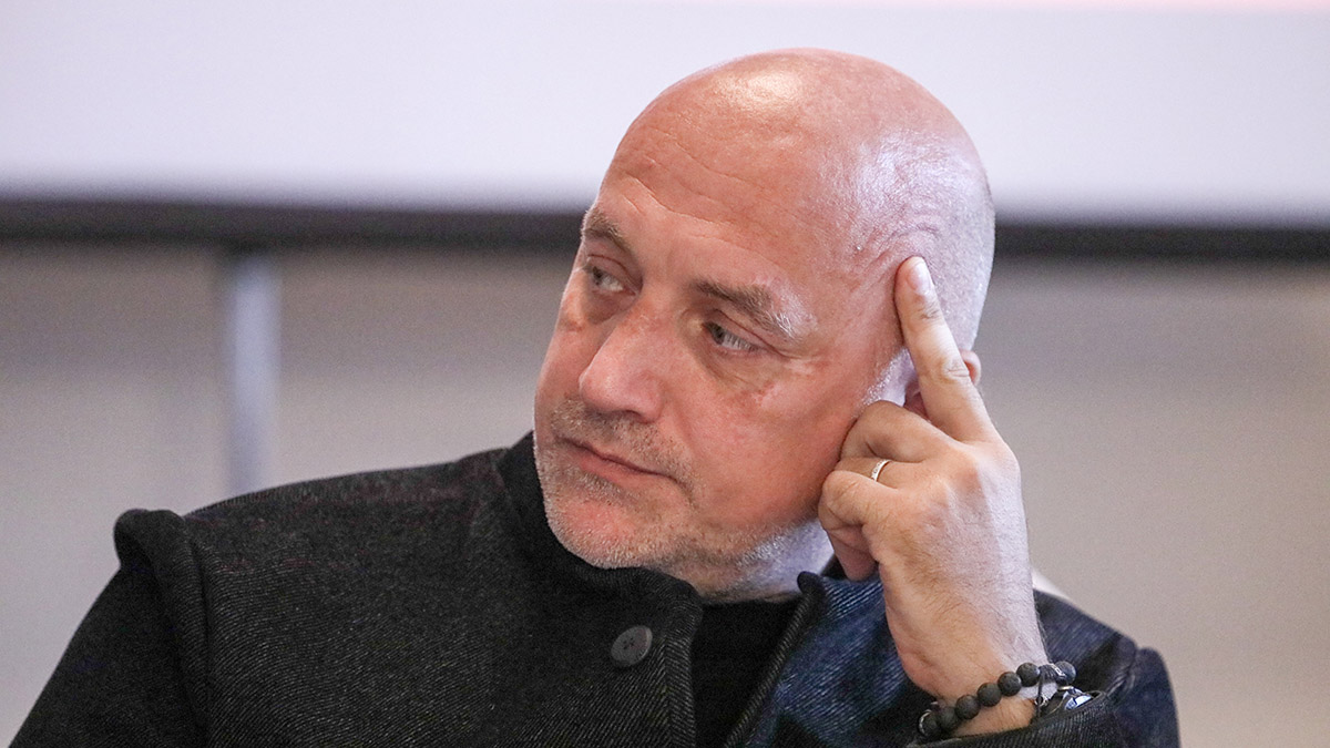 Захар Прилепин решил отказаться от мандата депутата Госдумы