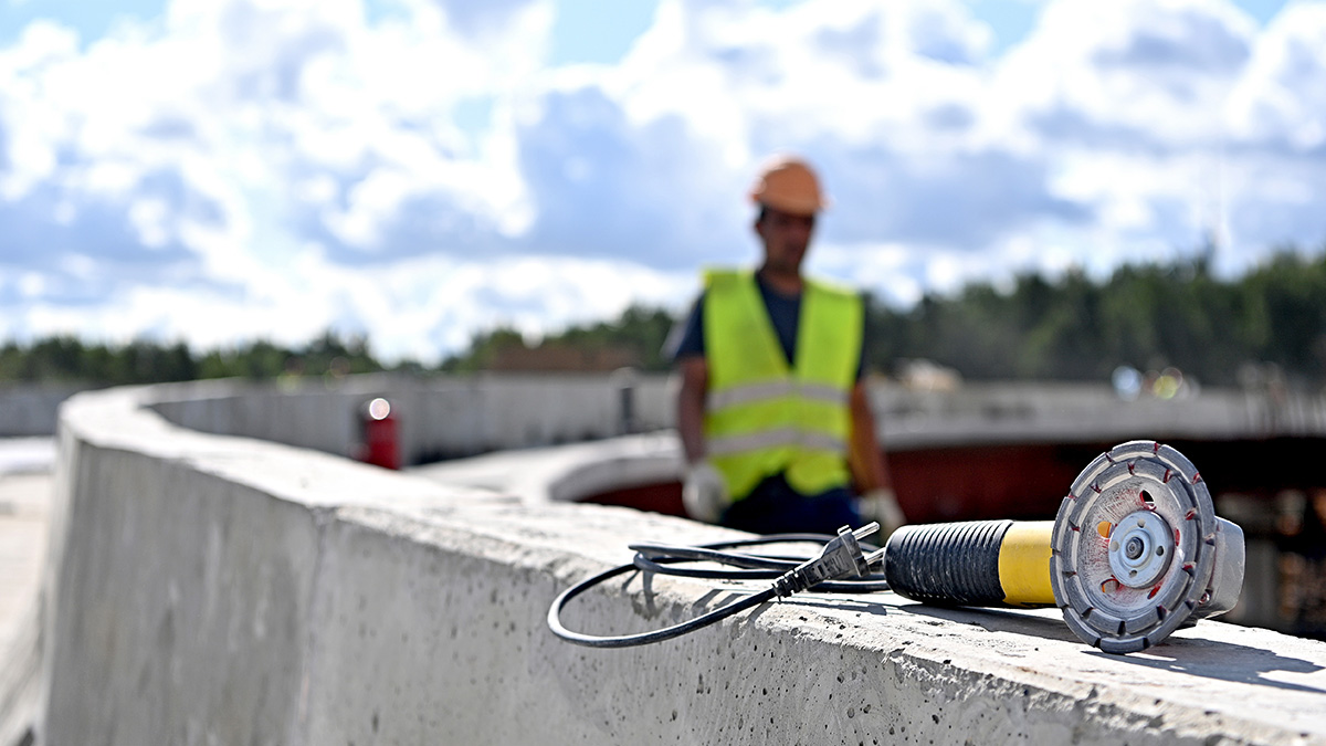 Участок Афанасовского шоссе реконструируют в районе Северный