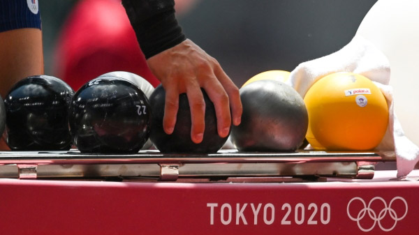 Легкоатлет Гнездилов установил мировой рекорд и выиграл золотую медаль на Паралимпиаде