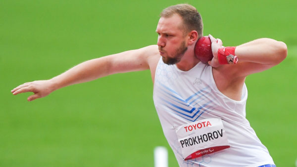 Россиянин Никита Прохоров выиграл серебро Паралимпиады в толкании ядра