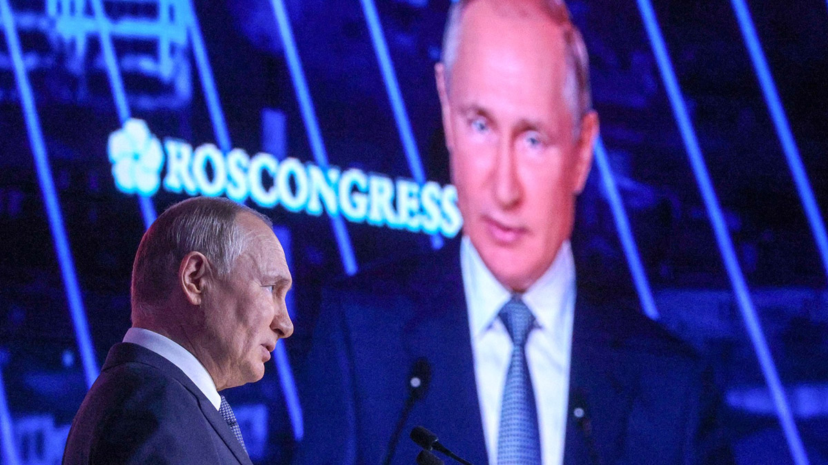 Путин призвал не политизировать тему происхождения коронавируса