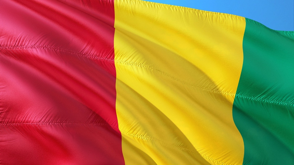 СМИ: Военные мятежники в Гвинее ввели комендантский час