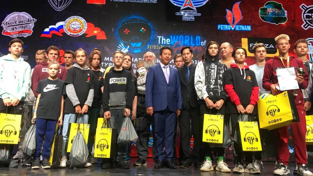 Международный инклюзивный турнир по киберспорту завершился в Москве