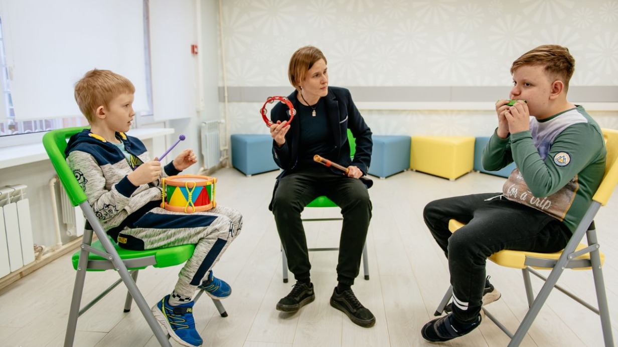 Научить общаться с миром: как победитель конкурса грантов для НКО «Москва — добрый город» помогает детям с аутизмом 