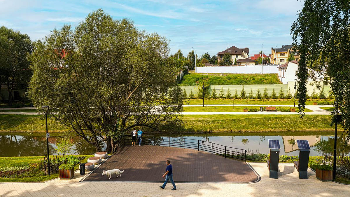 Благоустройство общественной зоны завершили в поселении Воскресенском 