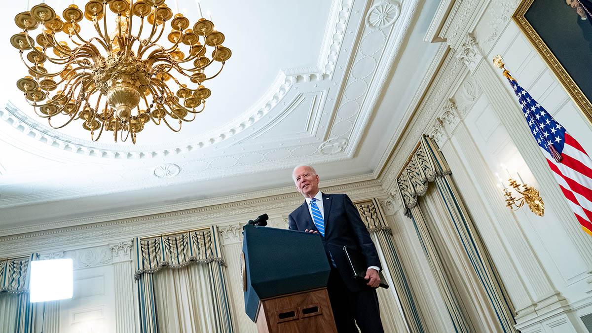 Байден приехал на переговоры с Украиной спустя час после их начала