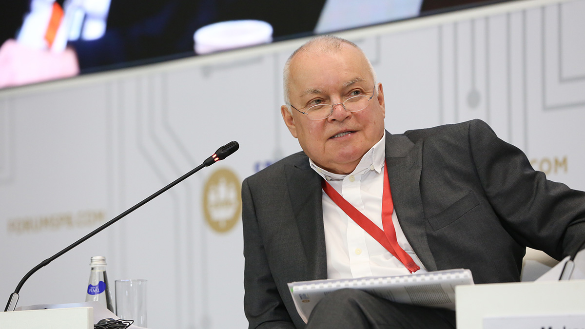 «Дышу сам»: Дмитрий Киселев рассказал, как переносит коронавирус