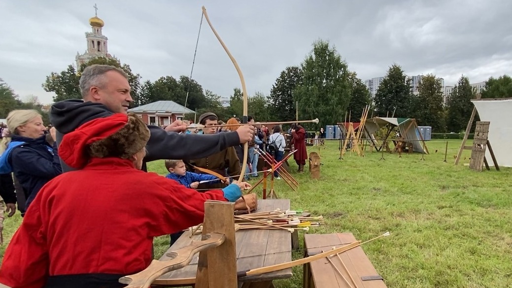 Телеведущий Евгений Попов: Поступили первые 90 миллионов рублей на реставрацию храма Покрова в Филях