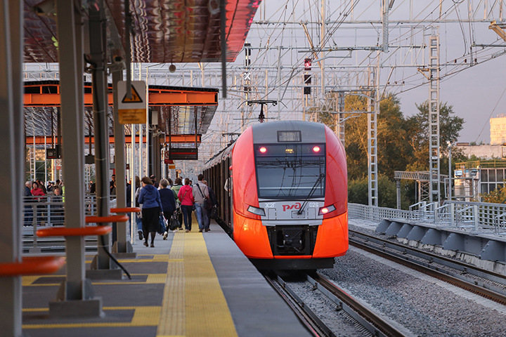 Более 100 поездов «Ласточка» в Москве подготовят к летнему сезону