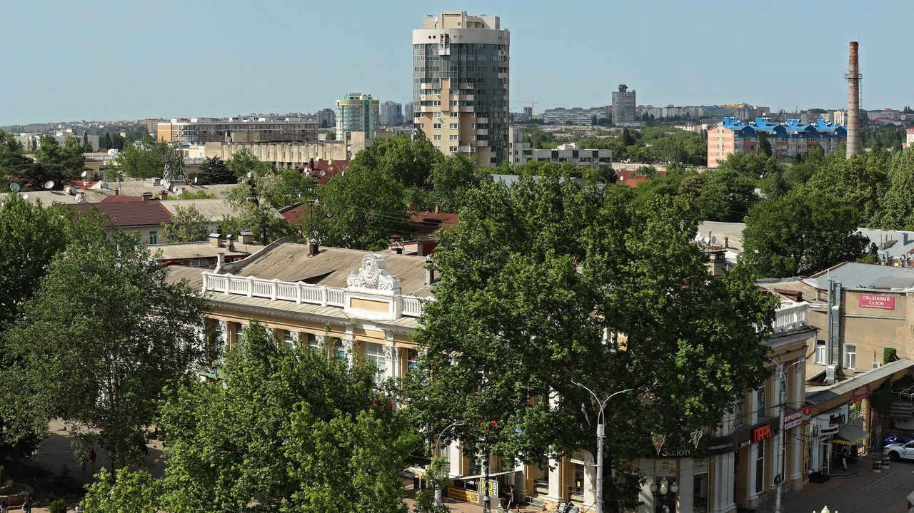 Переселенцы с Украины провели флешмоб «Я русский» в Симферополе