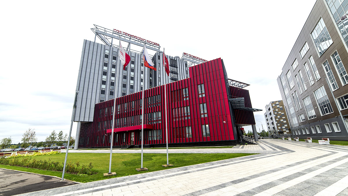 На предприятиях микроэлектроники технополиса «Москва» открылось более 100 вакансий