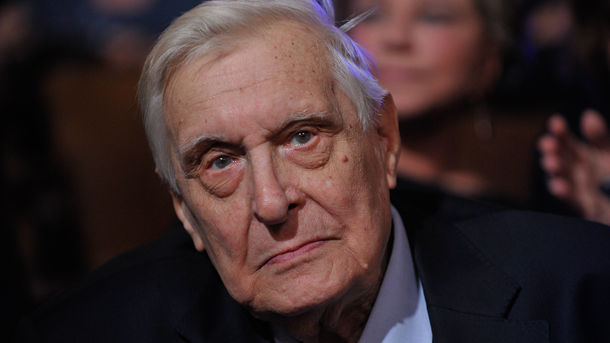 Актер Басилашвили с иронией предложил депутатам запретить «Войну и мир»