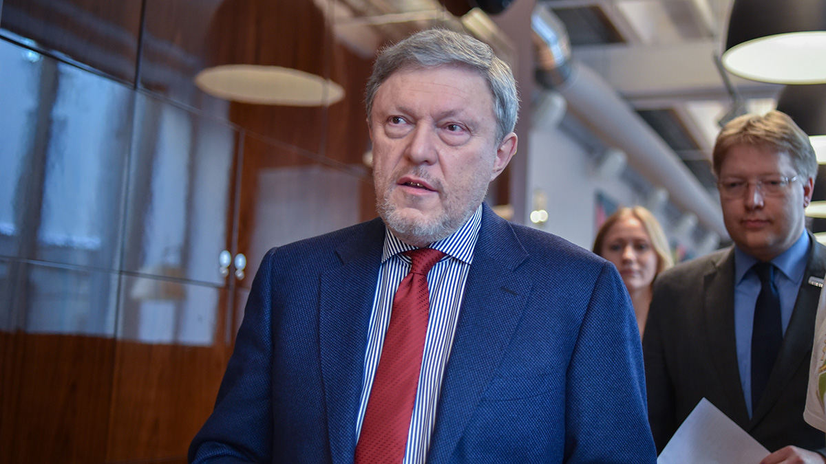 Явлинский заявил, что США в 1991 году сорвали реформы в СССР, опасаясь его усиления