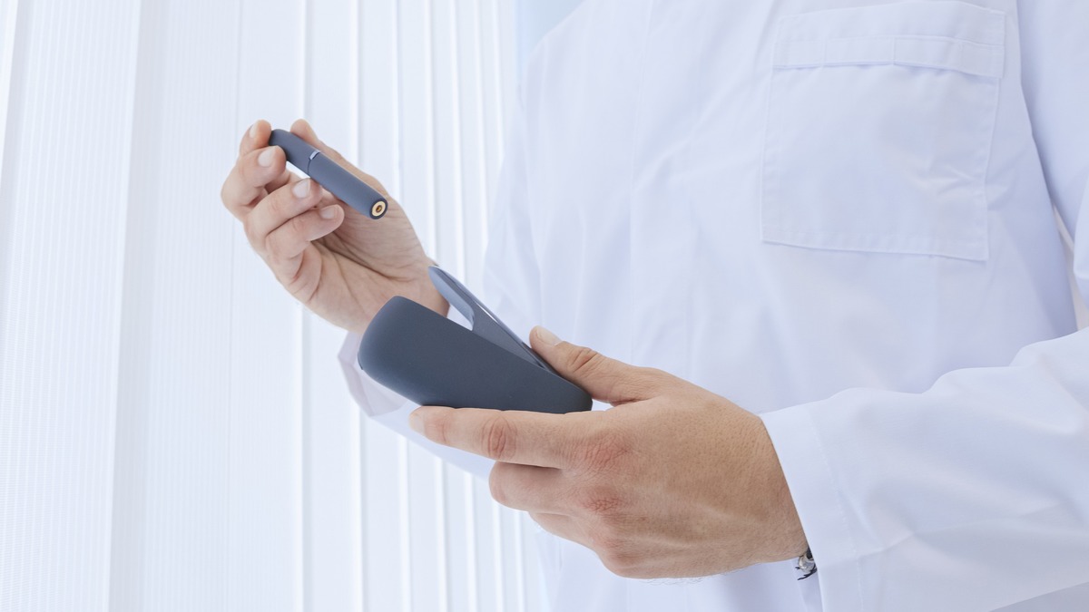 Компаниям Philip Morris и Altria запретили импортировать и продавать Iqos в США