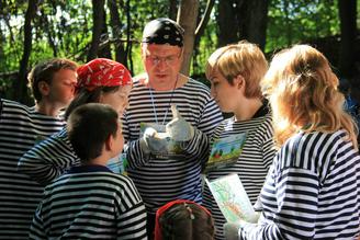 Инструкторы центра «На Вадковском» организовали туристский слет для семей