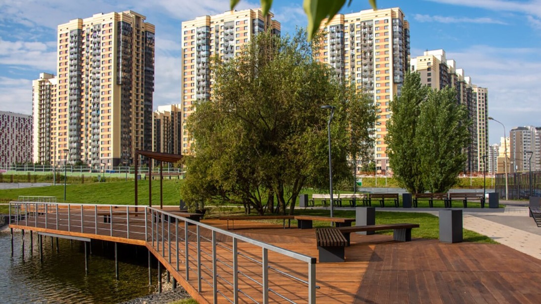 Сквер у Малого Федосьинского пруда благоустроили