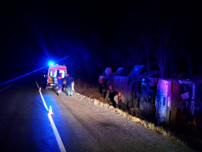 Пять человек пострадали в ДТП с автобусом на трассе под Красноярском