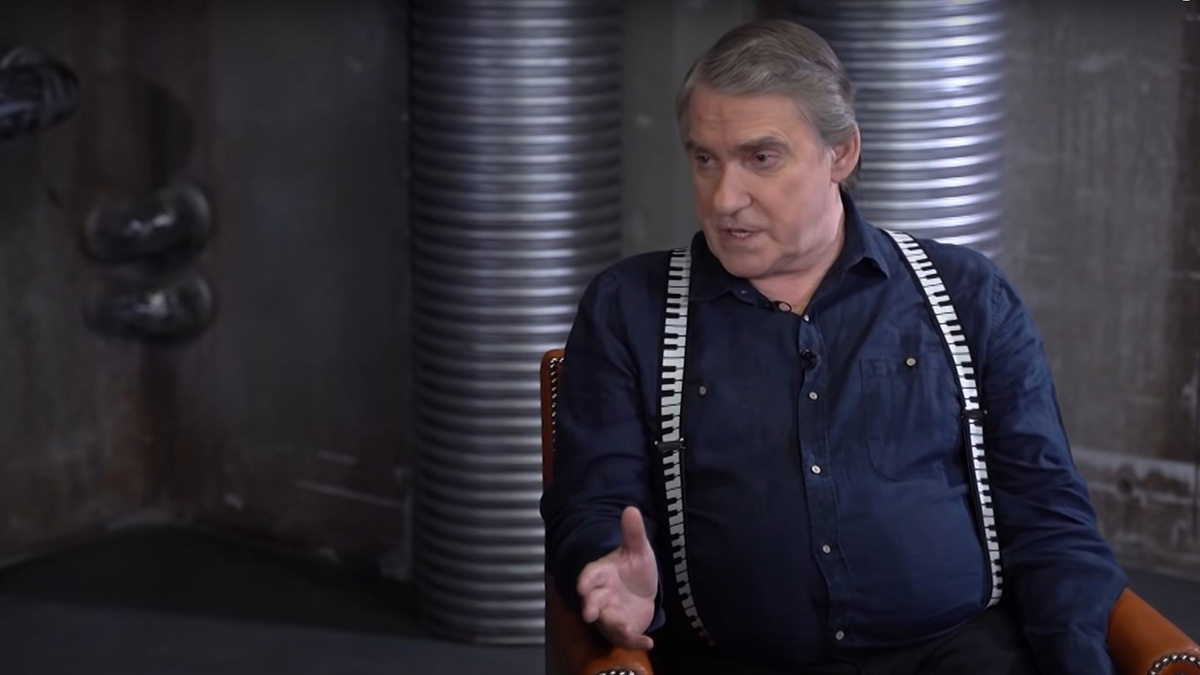 «Додумывают кто во что горазд»: агент Гаркалина рассказала о состоянии актера