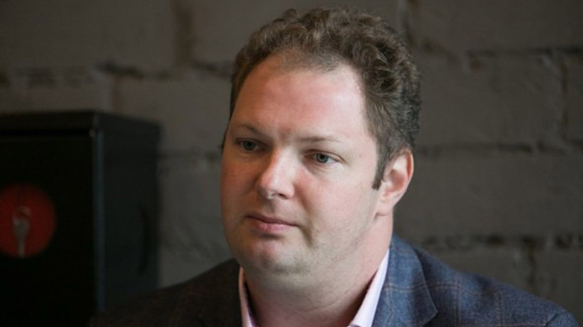 Суд перевел под домашний арест обвиняемого в мошенничестве бывшего вице-президента ГК «ПИК»