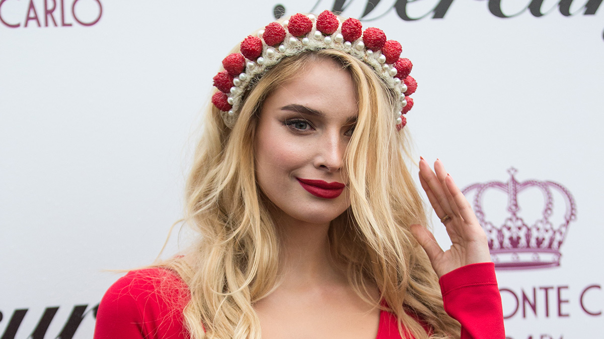 Экс-солистка «ВИА Гры» рассказала, почему Джанабаева «выжила» ее из группы