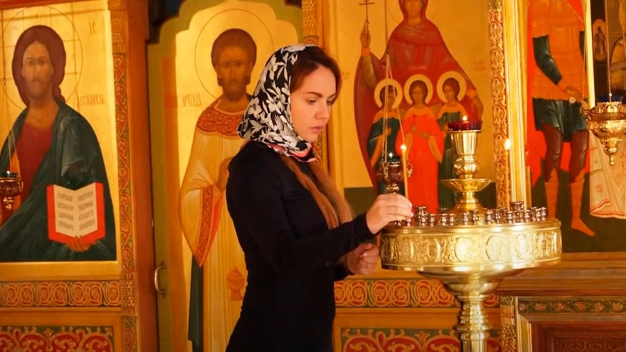 Выздоровевшая МакSим отправилась в паломничество по Крыму