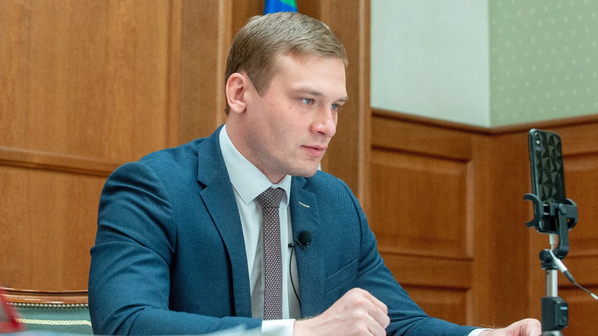 СМИ: Главе Хакасии запланировали в Кремле досрочную отставку